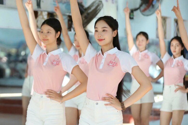 Hoãn đêm chung kết Hoa Hậu Việt Nam, hành trình tìm chủ nhân vương miện kéo dài - 10