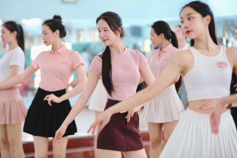 Hoãn đêm chung kết Hoa Hậu Việt Nam, hành trình tìm chủ nhân vương miện kéo dài - 9