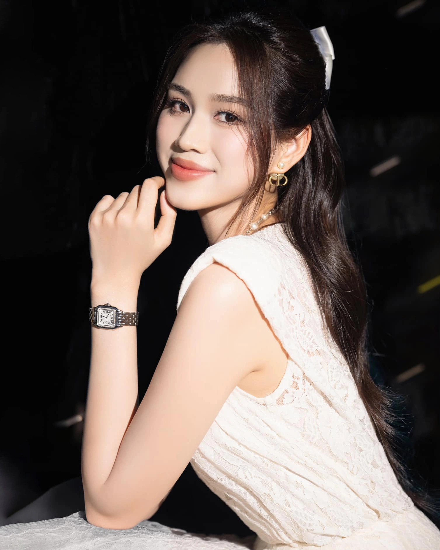Nàng hậu Thanh Hoá từng &#34;gây sốt&#34; với ảnh làm nông, giờ giàu có sang chảnh, ăn mặc dát loạt đồ hiệu hàng hiếm - 9