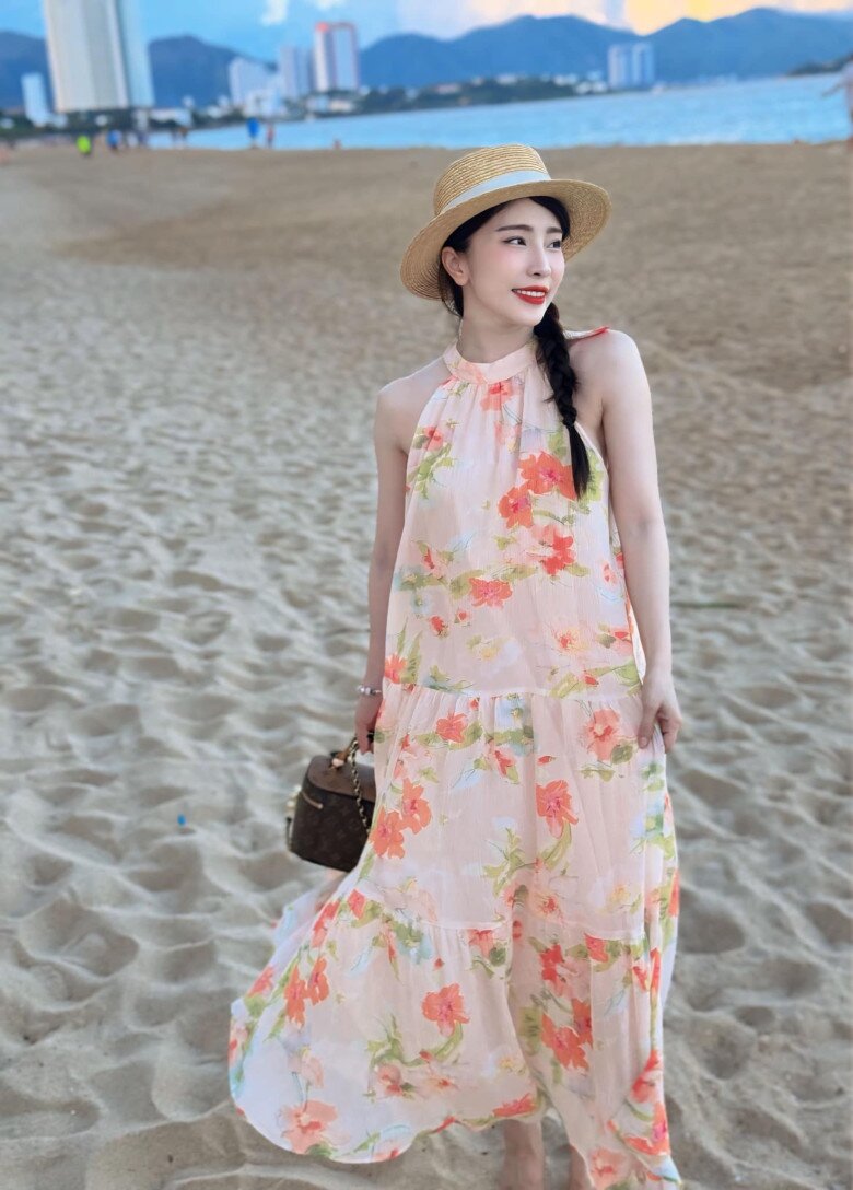 Người tình Việt Anh có nước sa trắng sứ, chuộng mặc style “gái quê” vẫn hút hết mọi ánh nhìn - 5
