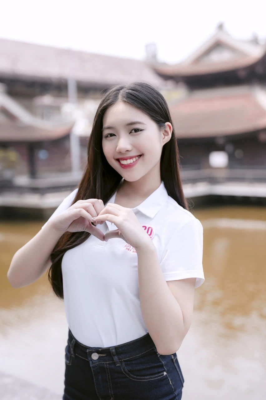 Nhan sắc thí sinh Hoa hậu Việt Nam sở hữu chỉ số cơ thể đẹp hơn cả Đặng Thu Thảo - 4