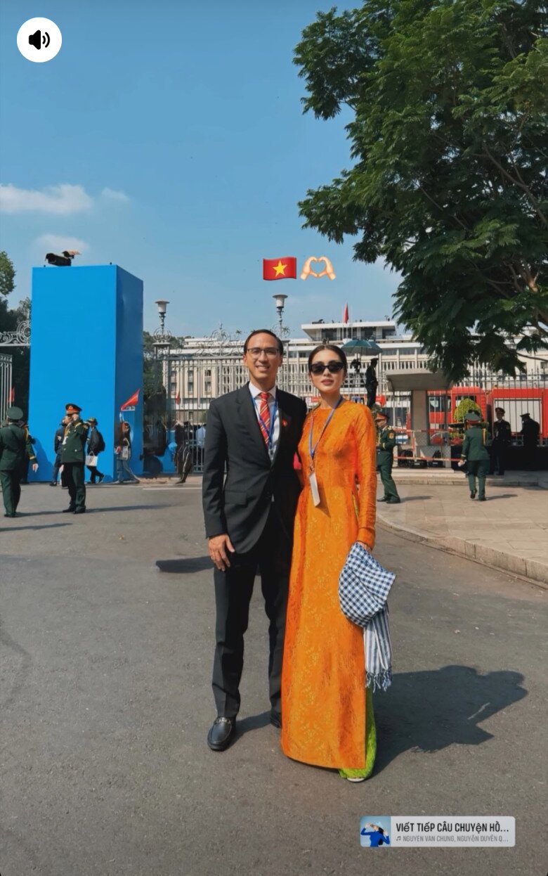Tăng Thanh Hà liên tục xuất hiện nền nã với áo dài, sánh đôi đẹp tuyệt đối bên ông xã Louis Nguyễn - 2