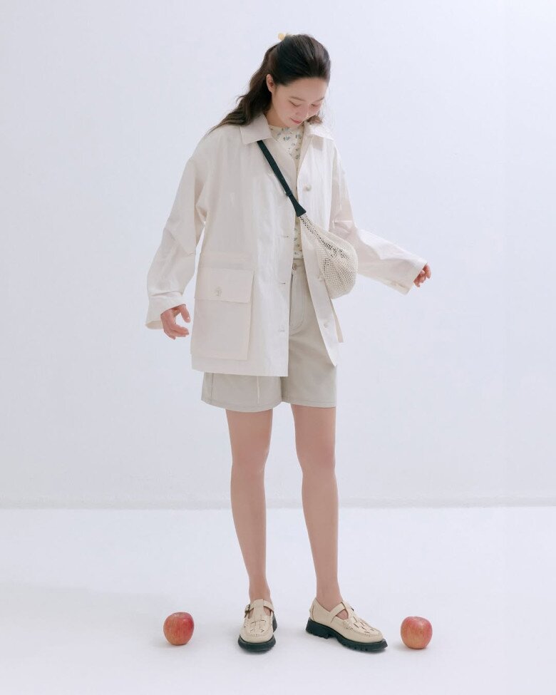 Bạn thân Son Ye Jin U50 vẫn làm mẫu ảnh thời trang giới trẻ, phong cách ngoài đời đáng để chị em U40 học hỏi - 5