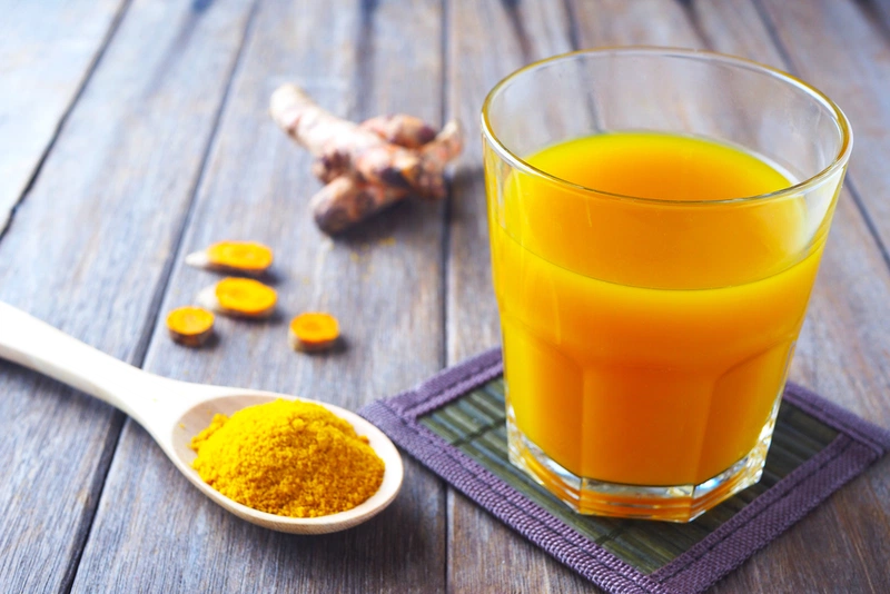 Hai thứ nước vàng óng là &#34;thần dược&#34; chống lão hóa của loạt mỹ nhân từ Trung sang Việt, chợ nào cũng có sẵn - 8
