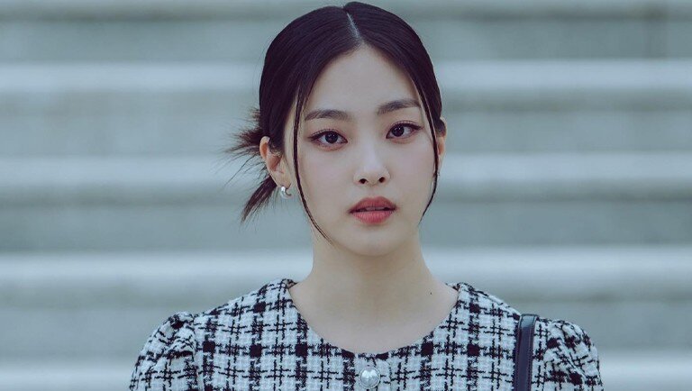 &#34;Cô mèo&#34; có visual sang chảnh được so sánh với Jennie: lên phim đã đẹp, đời thường còn ăn mặc tinh tế khó rời mắt - 3