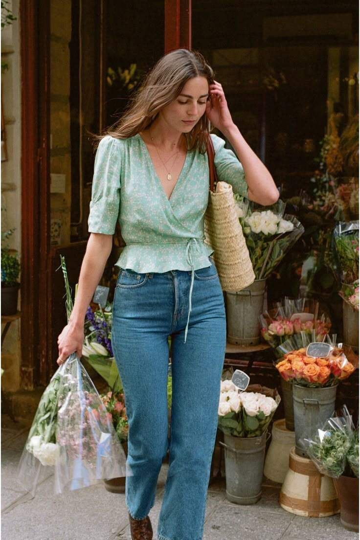 Kiểu quần jeans biểu tượng thập niên 80 đang quay trở lại, đảm bảo vừa tôn dáng vừa dễ phối bất ngờ - 15