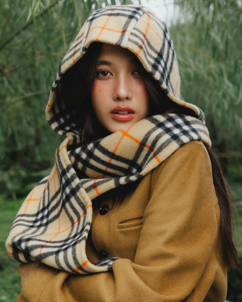 “Ngọc nữ” thế hệ mới của Thái Lan khiến phóng viên nhận nhầm là Jisoo tại Met Gala, gu thời trang xứng danh &#34;nàng thơ&#34; Valentino - 8