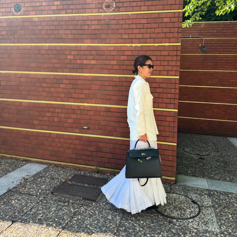 Nữ blogger người Nhật tuổi 53 vẫn ăn mặc trẻ trung như 25, nhờ lưu ý một điều mà nhiều chị em thường mắc sai lầm - 2