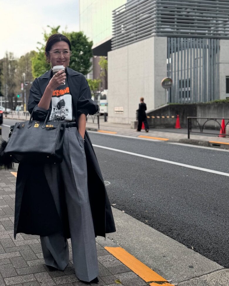 Nữ blogger người Nhật tuổi 53 vẫn ăn mặc trẻ trung như 25, nhờ lưu ý một điều mà nhiều chị em thường mắc sai lầm - 11