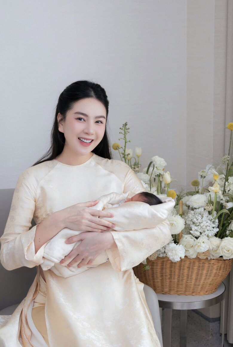 Soi bữa ăn trước và sau sinh của Mai Ngọc, đầy đủ món ngon nhưng luôn theo công thức "1 nước - 1 mốc giờ" giữ dáng đẹp - 2