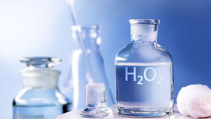 Tẩy tóc bằng oxy già có hiệu quả và lành tính như lời đồn? Chị em lưu ý để tránh phá hủy mái tóc đẹp - 2