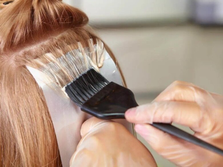 Tẩy tóc bằng oxy già có hiệu quả và lành tính như lời đồn? Chị em lưu ý để tránh phá hủy mái tóc đẹp - 5