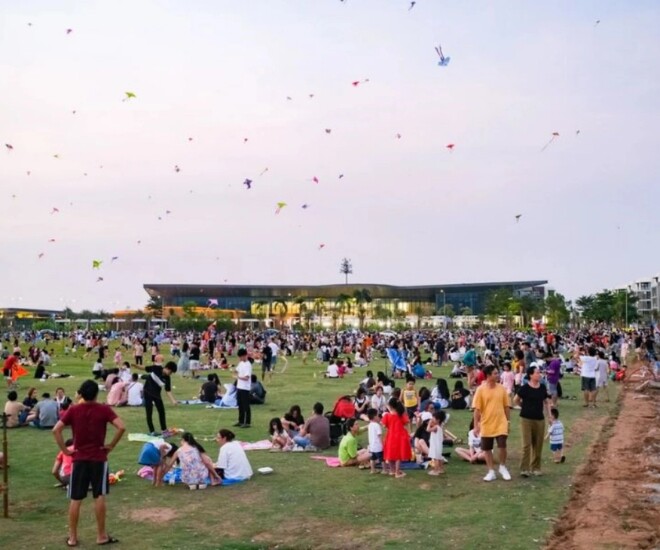 Bầu trời tuổi thơ giữa lòng Sài Gòn: Những cánh đồng thả diều đẹp nao lòng và điều cần lưu ý khi đi chơi - 4