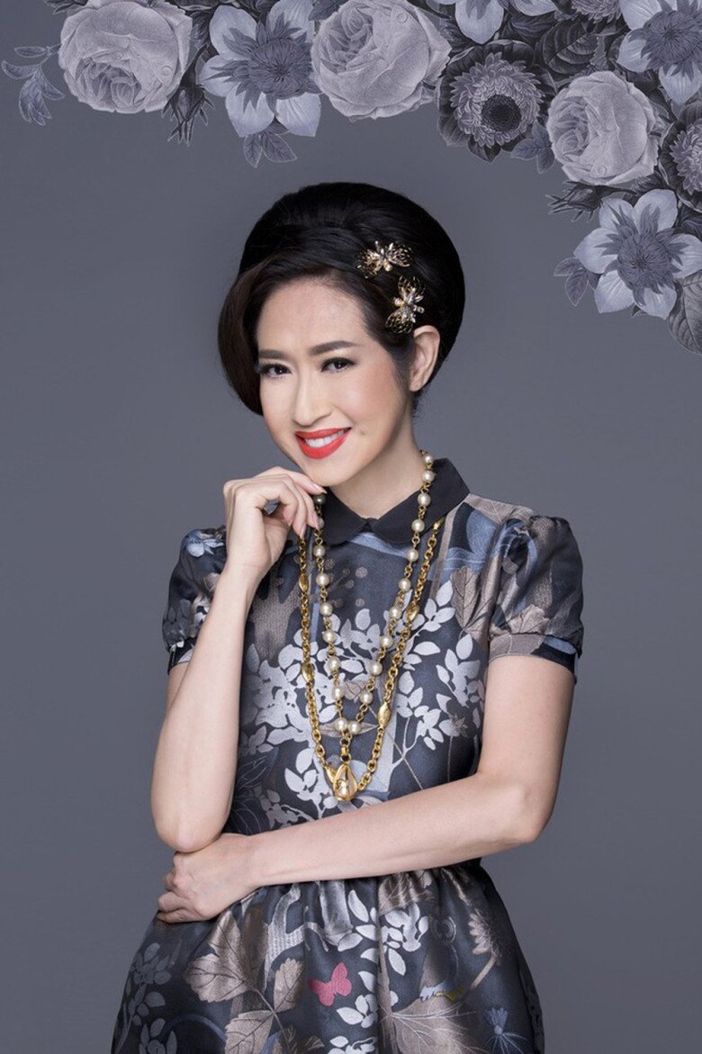 3 giọng ca Việt sinh nhiều con mà dáng vẫn đẹp: Nữ danh ca 9 con đến tuổi U70 sở hữu sắc vóc đáng ngưỡng mộ - 2