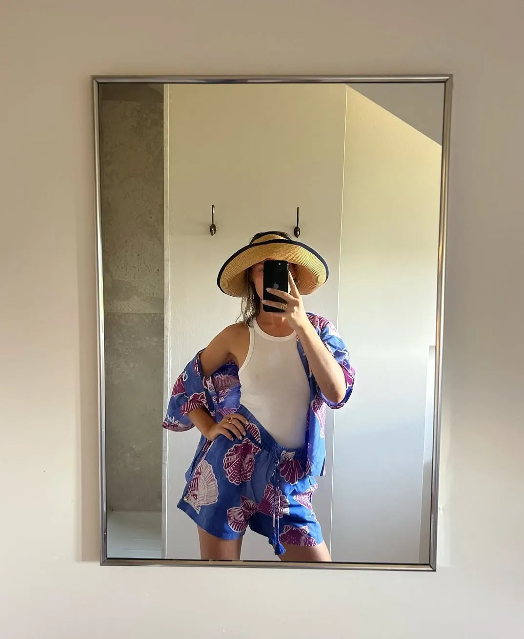 8 cách phối sơ mi đi biển chuẩn fashionista, mặc xong nhan sắc thăng hạng cứ chụp ảnh là xinh hết nấc - 7