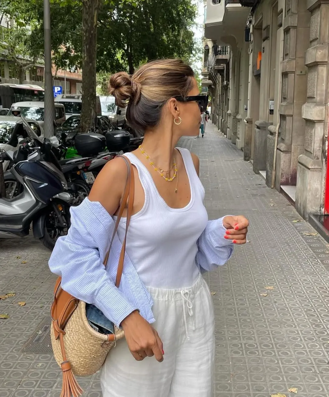 8 cách phối sơ mi đi biển chuẩn fashionista, mặc xong nhan sắc thăng hạng cứ chụp ảnh là xinh hết nấc - 8