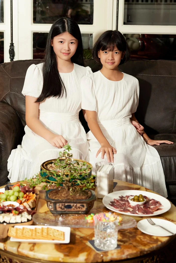 Bất ngờ với visual con gái siêu mẫu Bình Minh khi làm mẫu ảnh, thần thái được khen đúng chuẩn &#34;con nhà nòi&#34; - 7