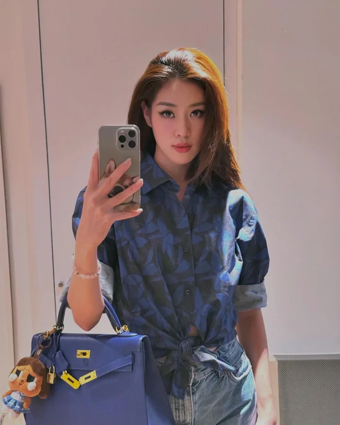 Chân dài lập kỷ lục lịch sử làng sắc đẹp Việt chưa 30 tuổi đã có nhà 7 phòng ngủ, mang &#34;túi 3 gang&#34; gần nửa tỷ ngồi vệ đường - 4