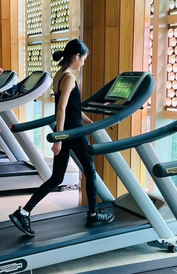 Con gái cưng nhà Trương Ngọc Ánh ăn gì mà dáng như mỹ nhân, 17 tuổi cao hơn 1,7m, được khuyên thi hoa hậu - 12