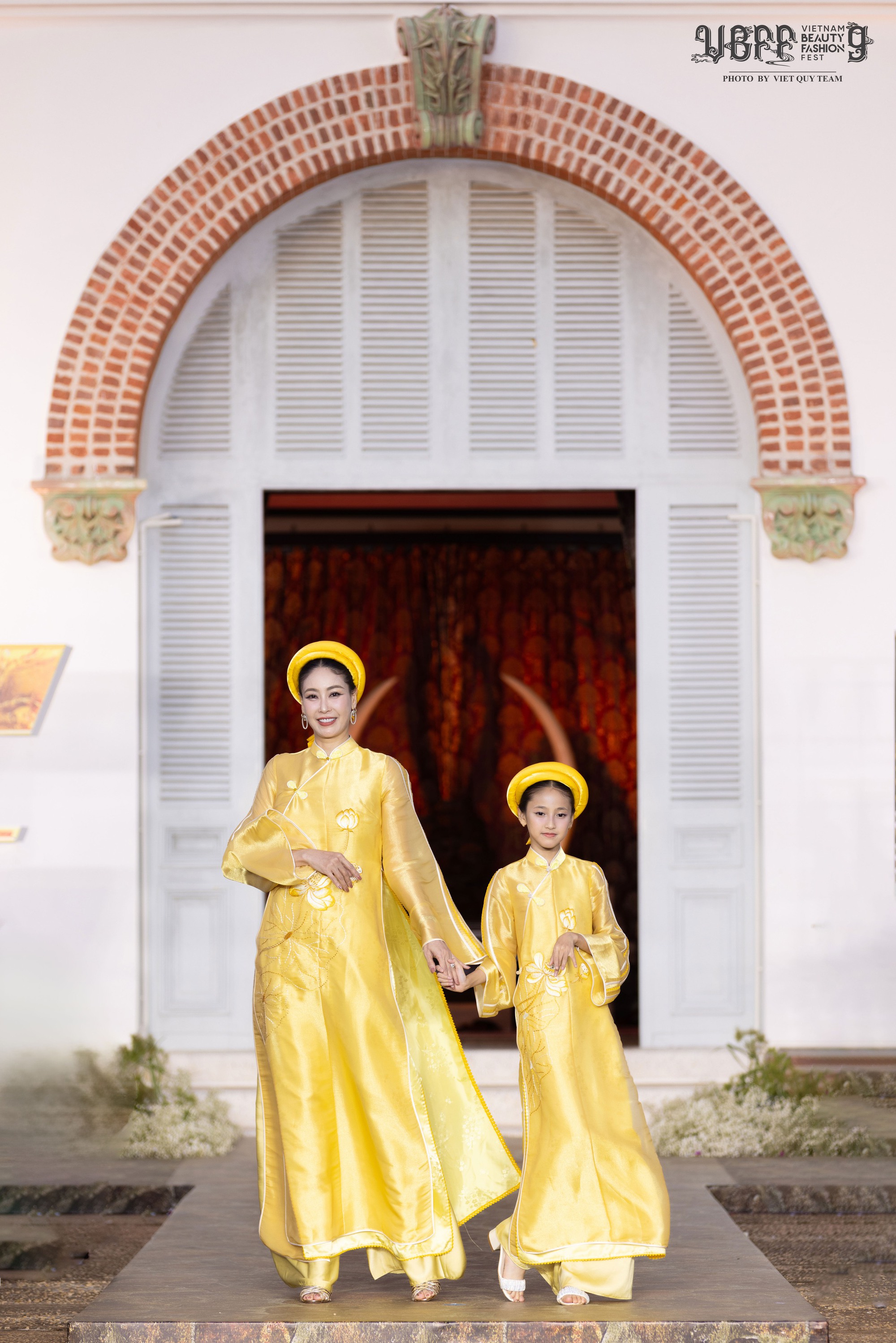 Đọ sắc 3 tiểu mỹ nhân được xem là “hoa hậu tương lai”: Nhan sắc thuở bé nổi tiếng MXH, trùm cuối là con nhà nòi - 30