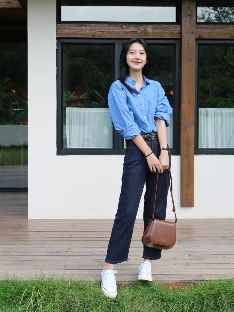 Hội sành mặc đang đua nhau săn lùng quần jeans màu gì mà lên dáng đỉnh, mặc đâu nổi đó? - 5