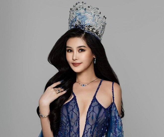 Nữ giảng viên đại học sành điệu nhất nhì showbiz, xách cả &#34;lâu đài&#34; xuống phố, sang chảnh từ giảng đường ra phố khó ai đọ lại - 1