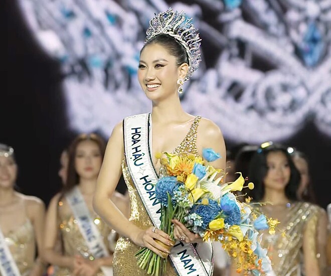 Nhan sắc quá khứ trái ngược của Tân Hoa, Á hậu Hoàn vũ Việt Nam: Người ngây thơ, người quyến rũ, cá tính - 1