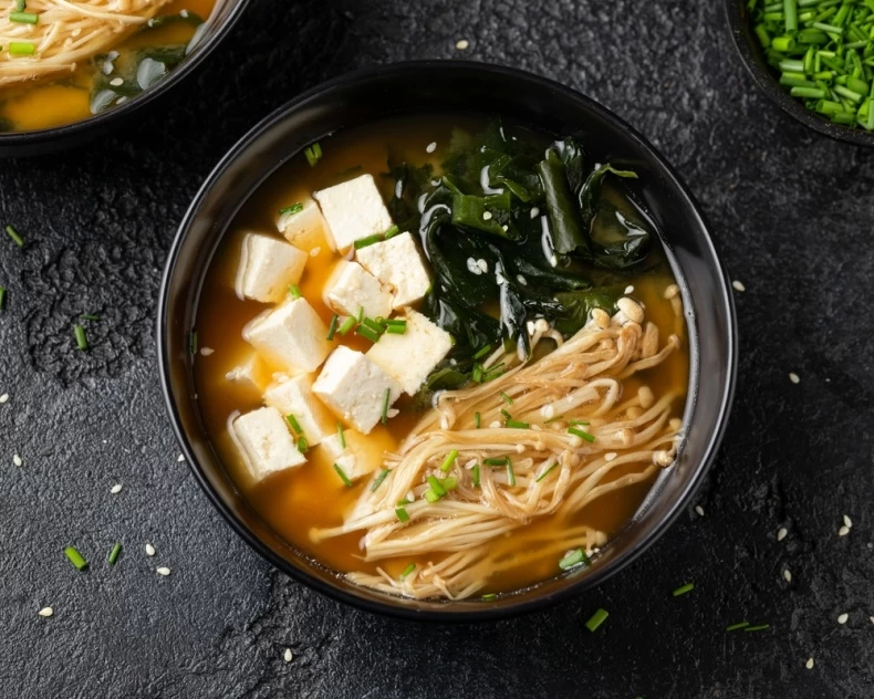 Phụ nữ sau 30 tuổi dễ tích mỡ bụng, ăn ngay bát canh rau “hút mỡ&#34; giúp giảm 22kg, bụng xẹp lép chỉ sau vài tuần - 4