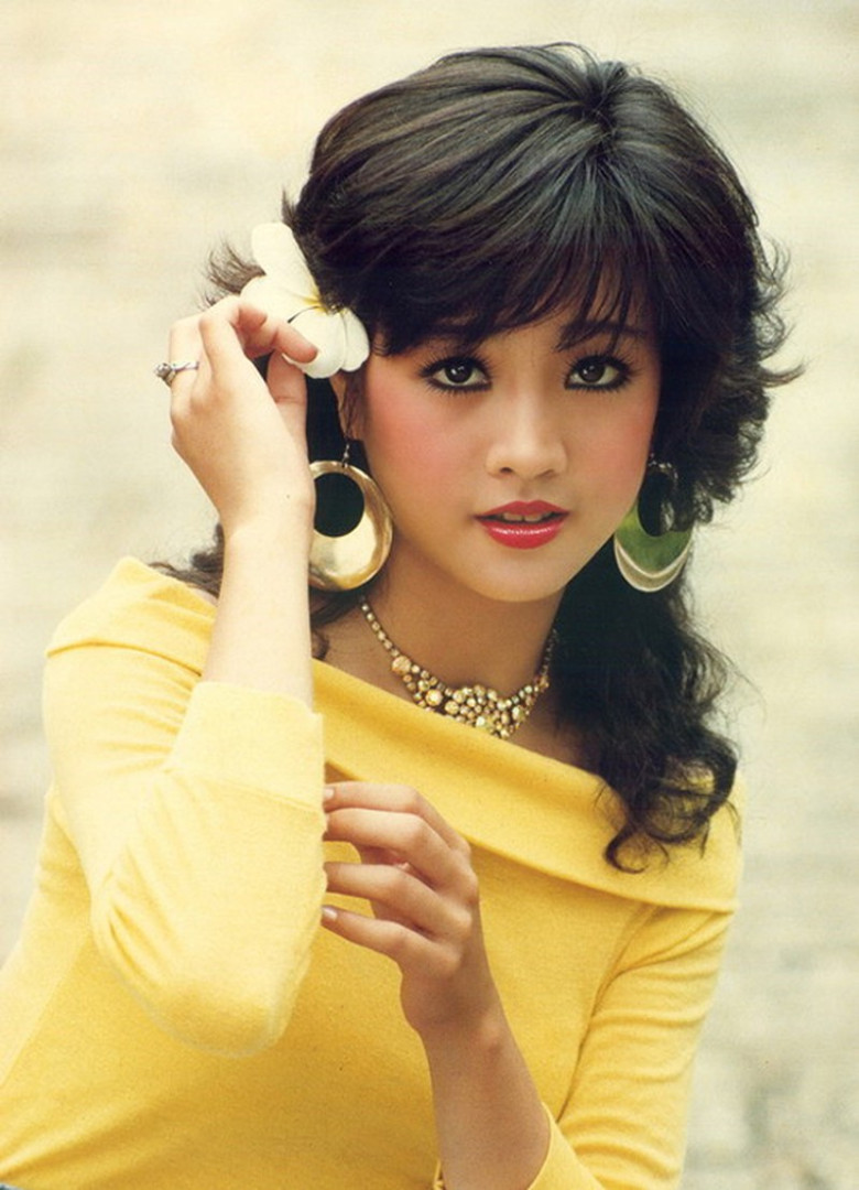 Mỹ nhân Việt duy nhất sinh ra để làm công chúa, đẹp như bước ra từ truyện cổ tích, showbiz hiếm có ai được vậy - 7
