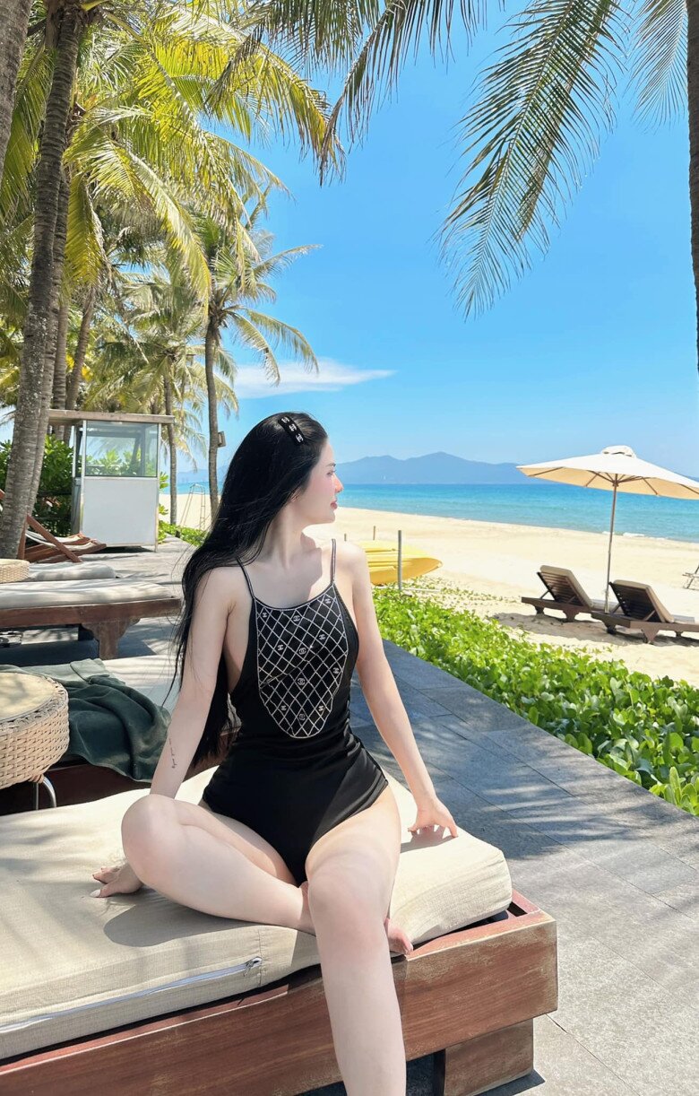 Vợ cũ Việt Anh U40 lên đồ vẫn trẻ như gái đôi mươi, được khen quyến rũ không kém Ngọc Trinh - 21