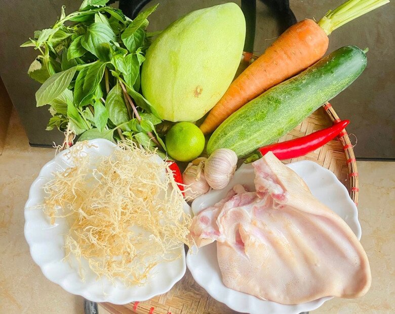 Giải nhiệt ngày hè với nộm tai sụn rong biển giòn ngon, thanh mát, ăn vào là mê - 3