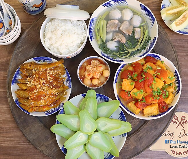 Hôm nay nấu gì: Bữa tối giản dị mà trôi cơm - 1