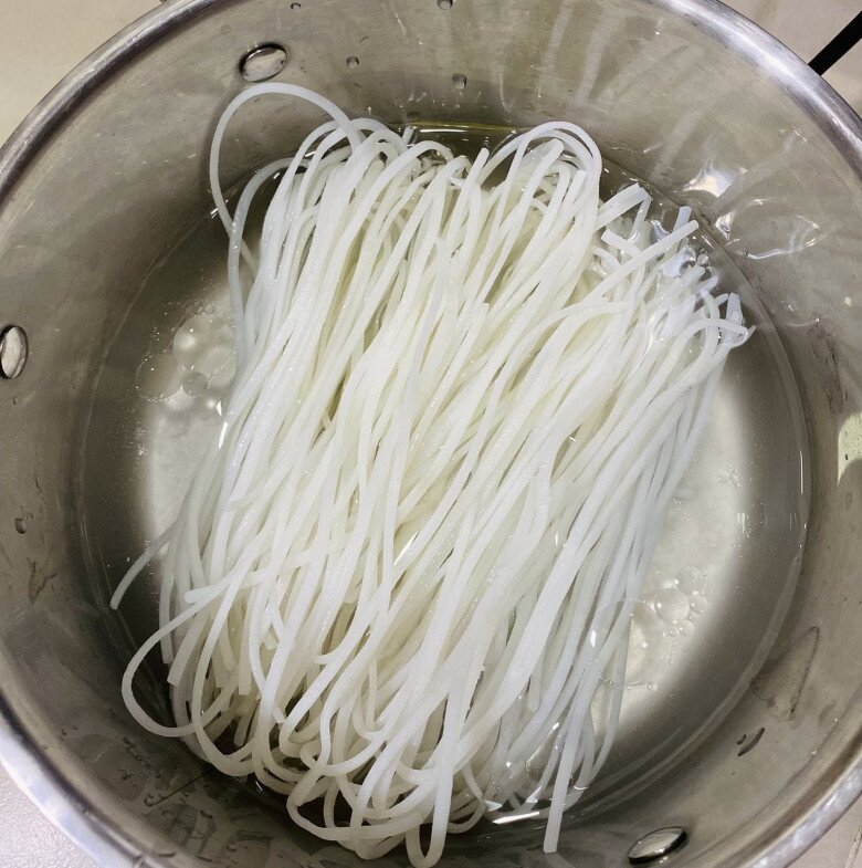 Hủ tiếu gà trộn khô vừa ngon lại thanh mát, ăn nhẹ bụng cho ngày nắng nóng - 8