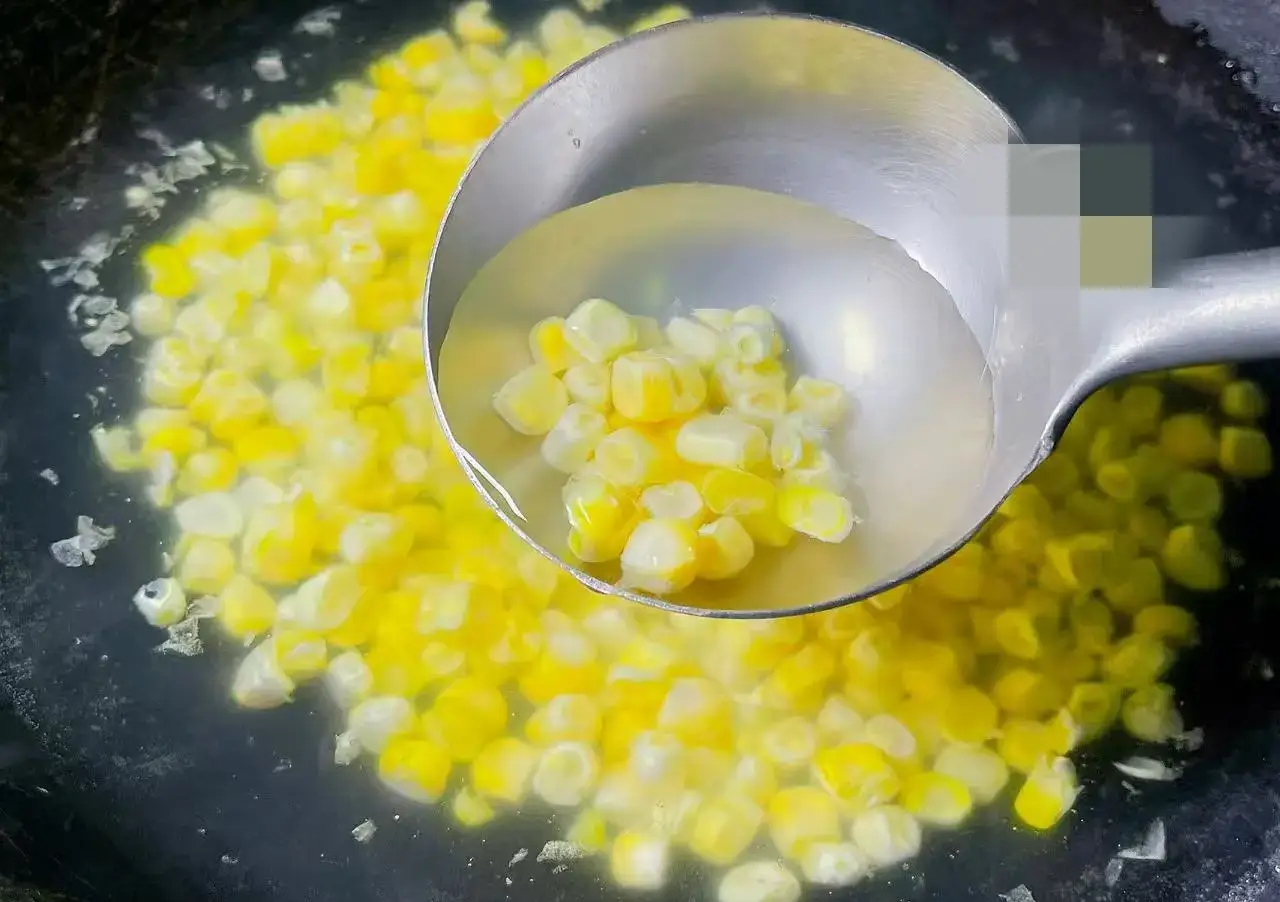 Không phải cà rốt mà hạt này, càng ăn mắt càng sáng còn giúp dưỡng gan, đem xào cực ngon - 2