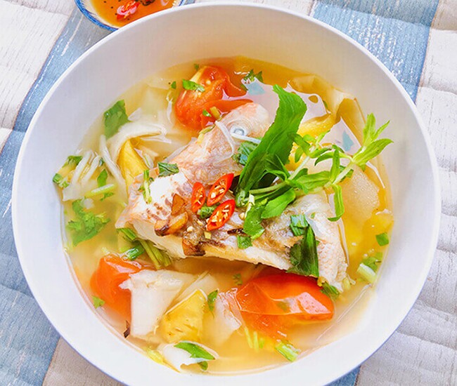 Nấu canh cá phải nhớ 3 tuyệt chiêu đơn giản này để sạch mùi tanh, cả nhà ăn không còn thừa một miếng - 1