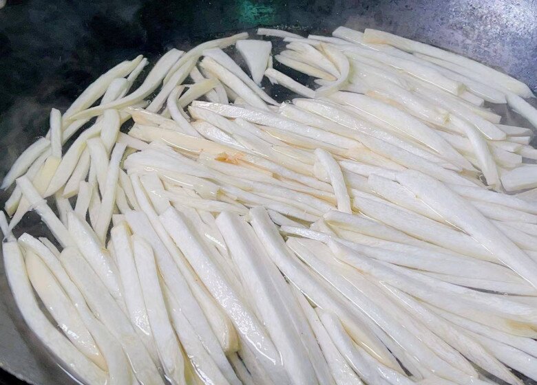 Rau này được coi là “vua tăng cường miễn dịch”, có thể bổ sung 18 loại axit amin, xào hay kho đều hấp dẫn, tốn cơm - 8