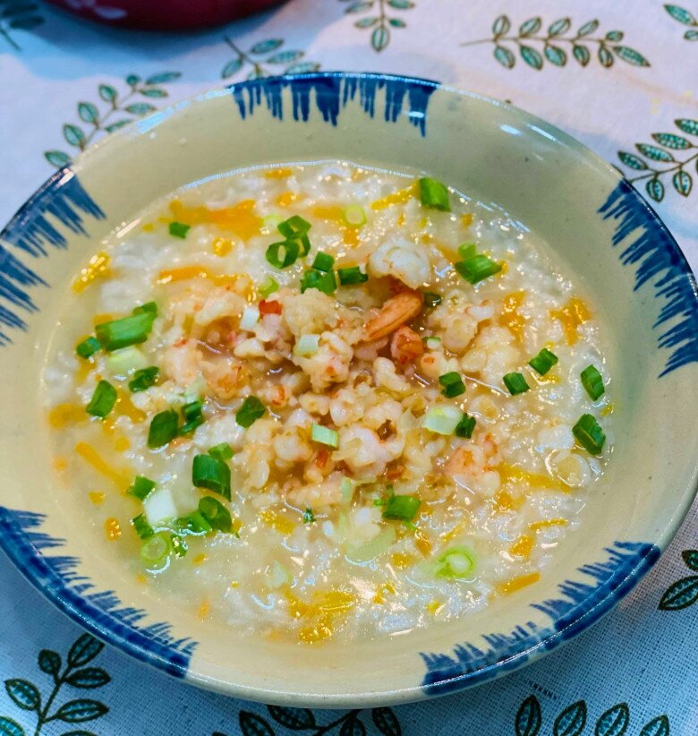Vét tủ lạnh: Cơm nguội thừa rang mãi cũng chán, đem nấu kiểu này được món ăn sáng siêu ngon, giàu dinh dưỡng - 8