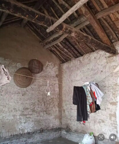 Cha mẹ bị cười nhạo “cả đời không xây nổi chuồng gà”, 3 chị em 9x góp tiền tỷ xây nhà báo hiếu - 2