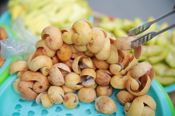 Ở Hà Nội có loại đặc sản đã vào mùa, tên gọi hay bị nhầm lẫn, là “biểu tượng” cho mối tình đầu xanh non chua chát - 3