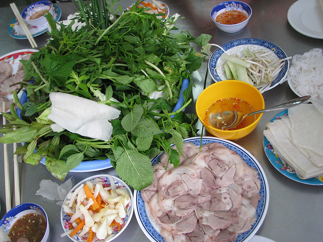 5 món được “cưng” nhất trong mùa nắng nóng ở Sài Gòn, ngồi vỉa hè ăn vẫn ngon, có tiệm khách vây kín chờ mua - 4