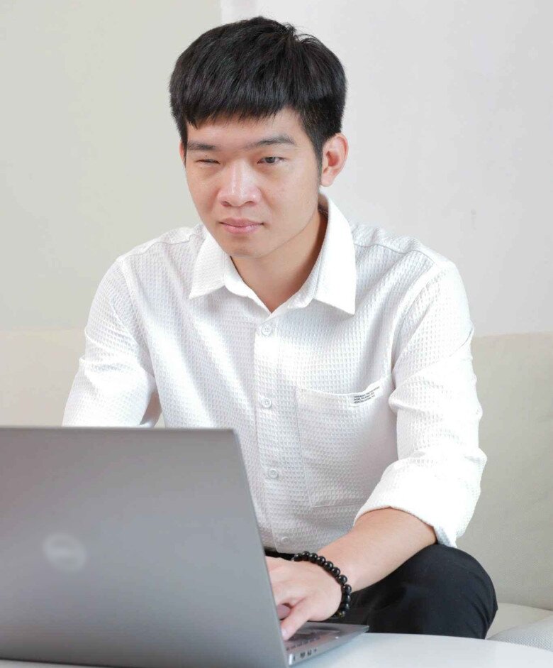 Gặp nam lập trình viên đặc biệt ở Hà Tĩnh: Là chủ nhân nhiều dự án AI, từng giành học bổng hơn 2,2 tỷ đồng - 4