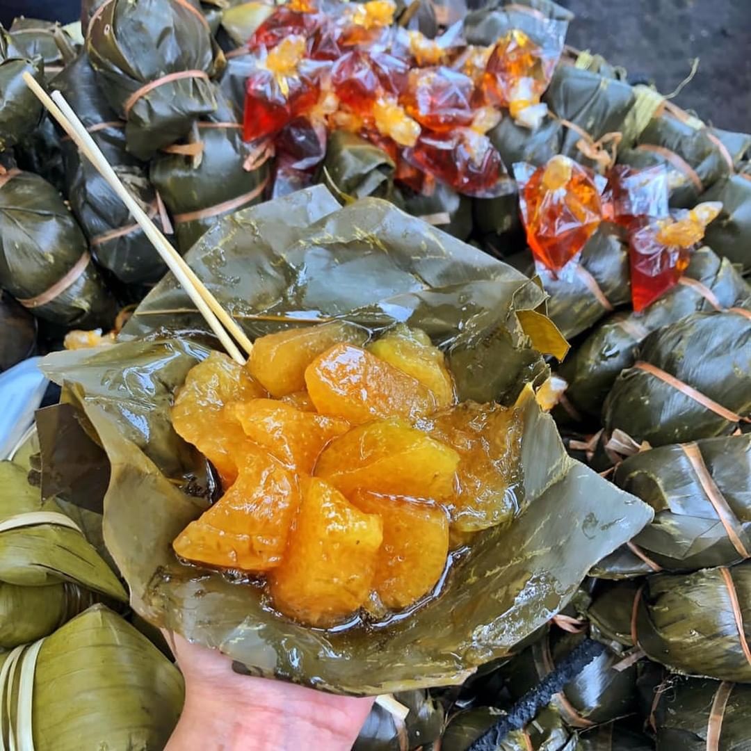 Tết Đoan Ngọ nhớ tìm mua loại bánh cổ truyền ở Hà Nội, thơm ngon ngọt “diệt sâu bọ”, giá chỉ 5.000 đồng/chiếc - 4