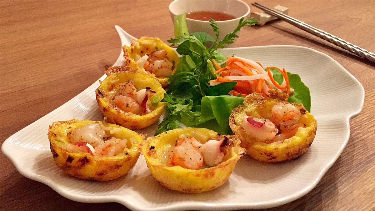 Món bánh đặc sản Vũng Tàu có tên gọi lạ, công đoạn chế biến siêu cầu kỳ, phải biết cách ăn mới chuẩn vị - 5