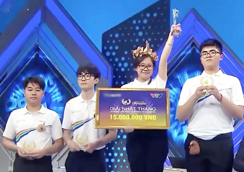 Gặp nữ sinh vừa thắng 3 đối thủ mạnh tại Olympia, quyết tâm đem điểm cầu đầu tiên về trường chuyên ở Quảng Trị - 2