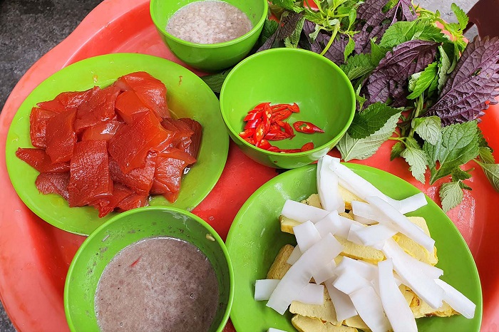 Món sashimi Hải Phòng giá chỉ từ 25 nghìn có gì mà thu hút thực khách, ai không biết ăn sẽ thấy &#34;vô vị&#34;? - 3