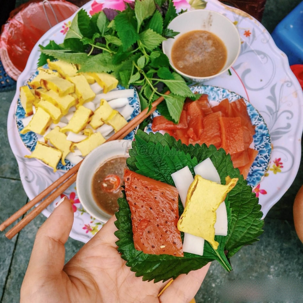 Món sashimi Hải Phòng giá chỉ từ 25 nghìn có gì mà thu hút thực khách, ai không biết ăn sẽ thấy &#34;vô vị&#34;? - 2