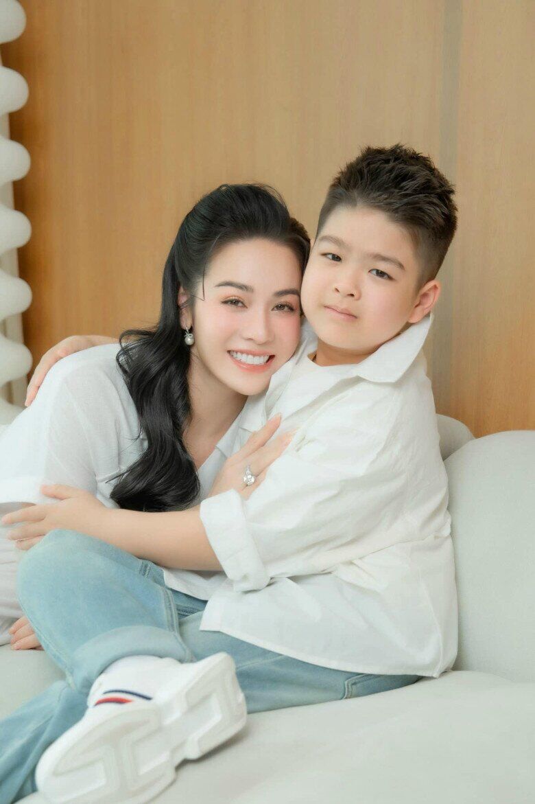 Cùng sinh năm 1985: Nhật Kim Anh nói &#34;cắt buồng trứng&#34; sau khi sinh lần 2, Ngân Khánh mong con sau 10 năm cưới - 5