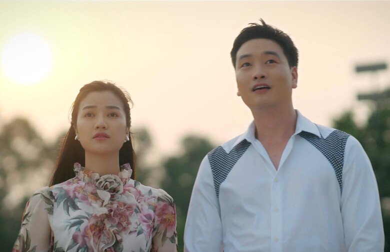 Anh Đào sau nửa năm làm đám cưới: &#34;Ngày trước tôi chỉ thơm bạn diễn, chứ lấy chồng rồi tôi hôn mãnh liệt luôn&#34; - 4