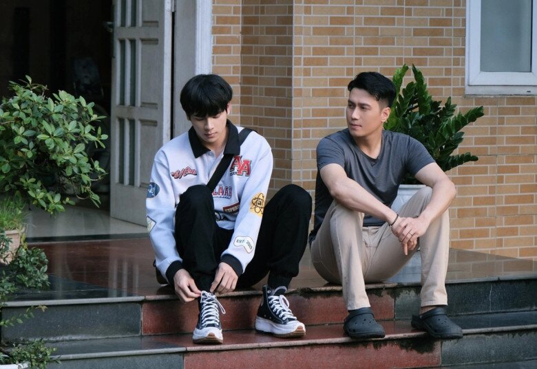 &#34;Anh trai&#34; Ngọc Huyền cứ đóng với ai là người đó lấy chồng, hé lộ về &#34;ông bố&#34; Phó hiệu trưởng trường Sân khấu - 9