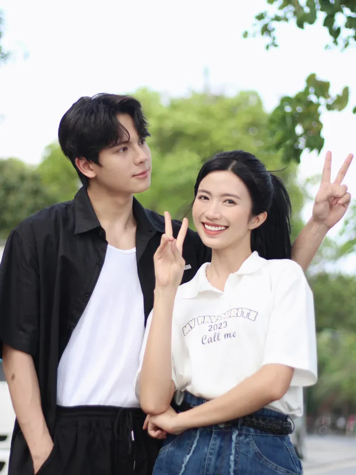 &#34;Anh trai&#34; Ngọc Huyền cứ đóng với ai là người đó lấy chồng, hé lộ về &#34;ông bố&#34; Phó hiệu trưởng trường Sân khấu - 5